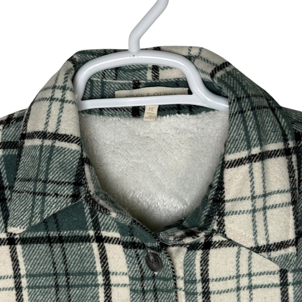 Eden & Olivia Sage Ivory Black Plaid Sherpa Lined Flannel Shacket Petite Lg NWT - Picture 6 of 15